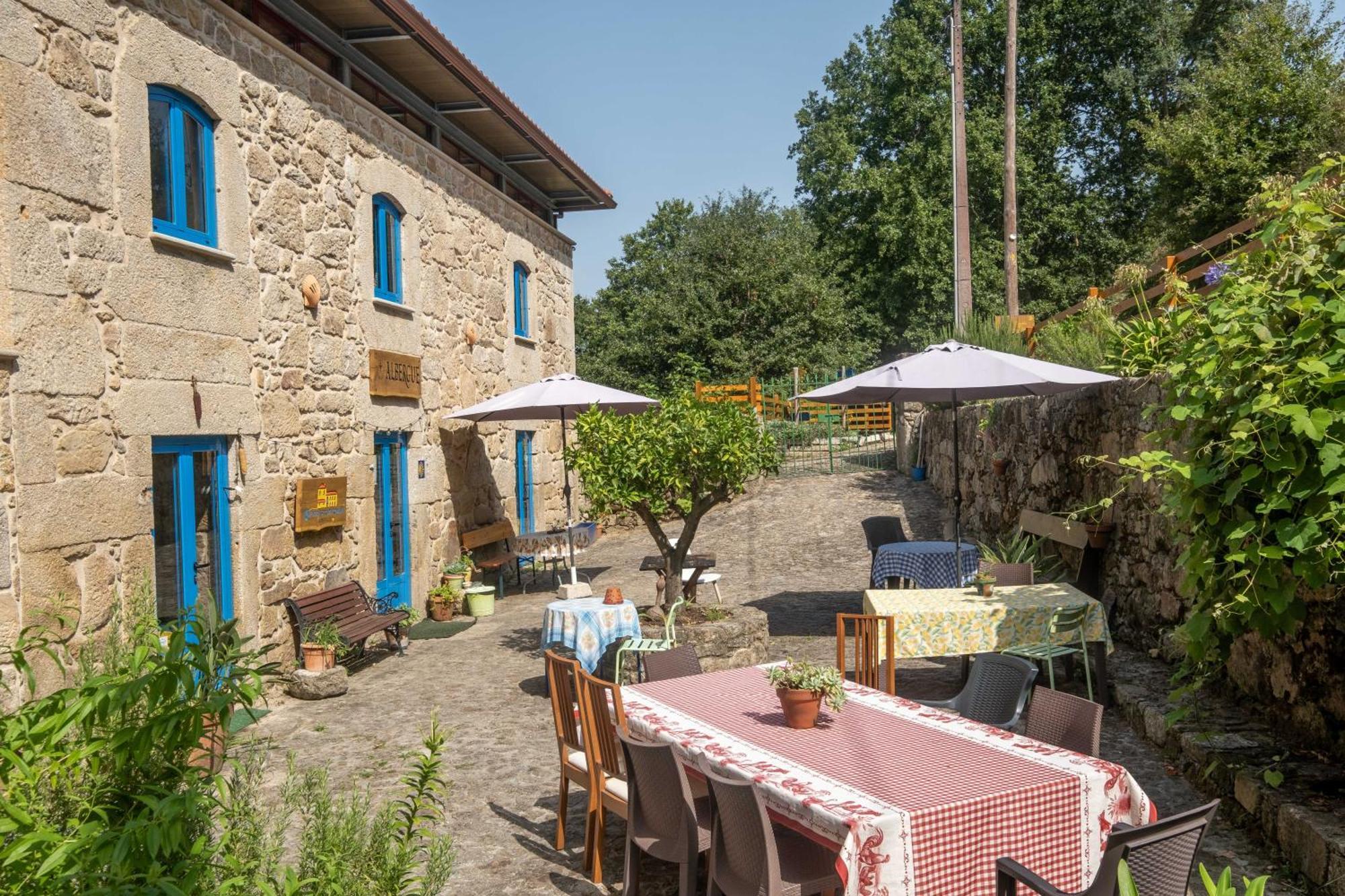 Quinta Estrada Romana - Albergue De Peregrinos Cerdal Exteriör bild